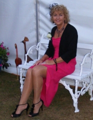 Flake3 (54) – Royal Tunbridge Wells mature contact over 40