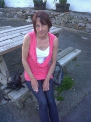 pinky2345 (49) – Haverfordwest mature contact over 40