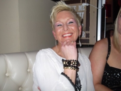 Chell0110 (51) – mature woman over 40 in Westgate On Sea